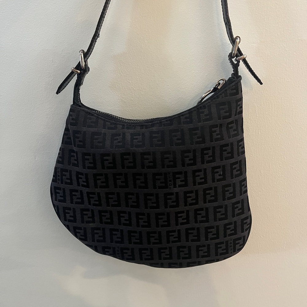 vintage FENDI Oyster Shoulder Bag